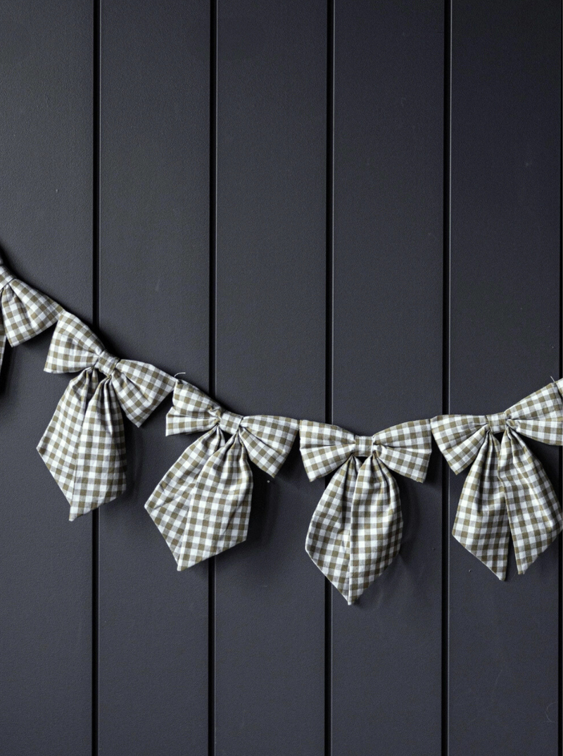 Fabric Bow Garland