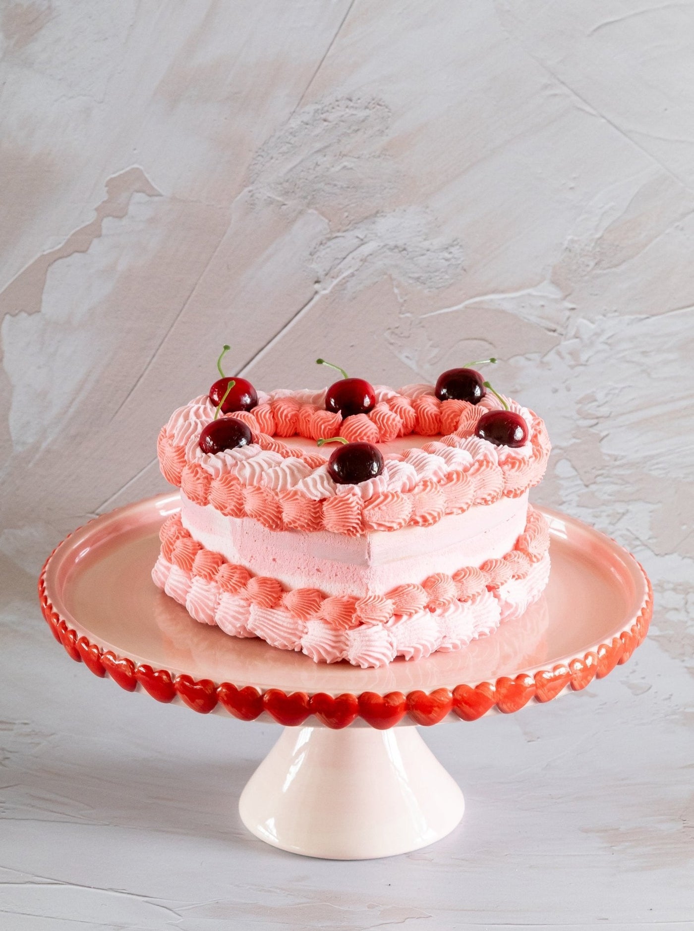 Amore Ceramic Cake & Cupcake Stand with Red Heart Trim – House of