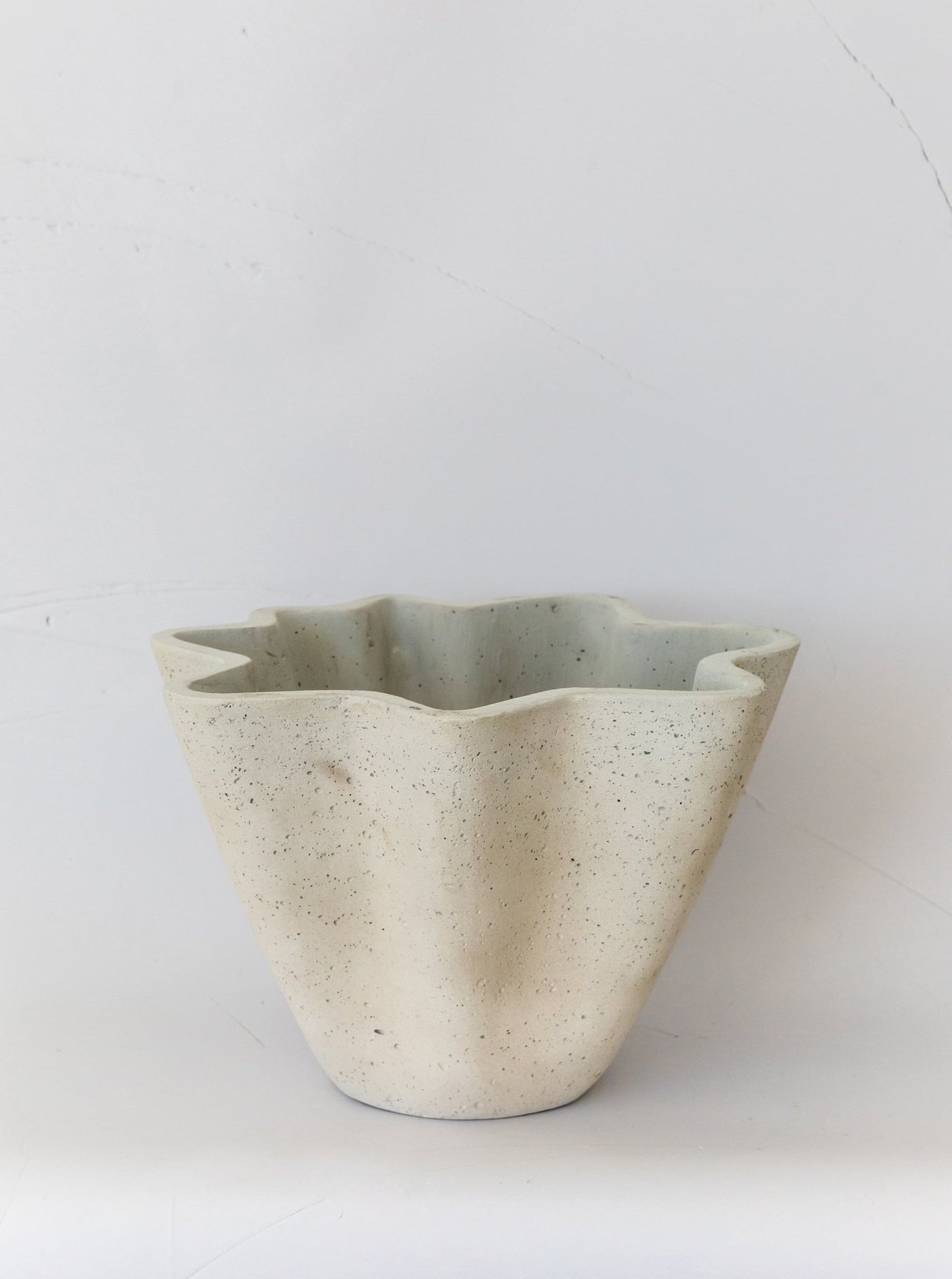Wavy Planter – House of Jade Home