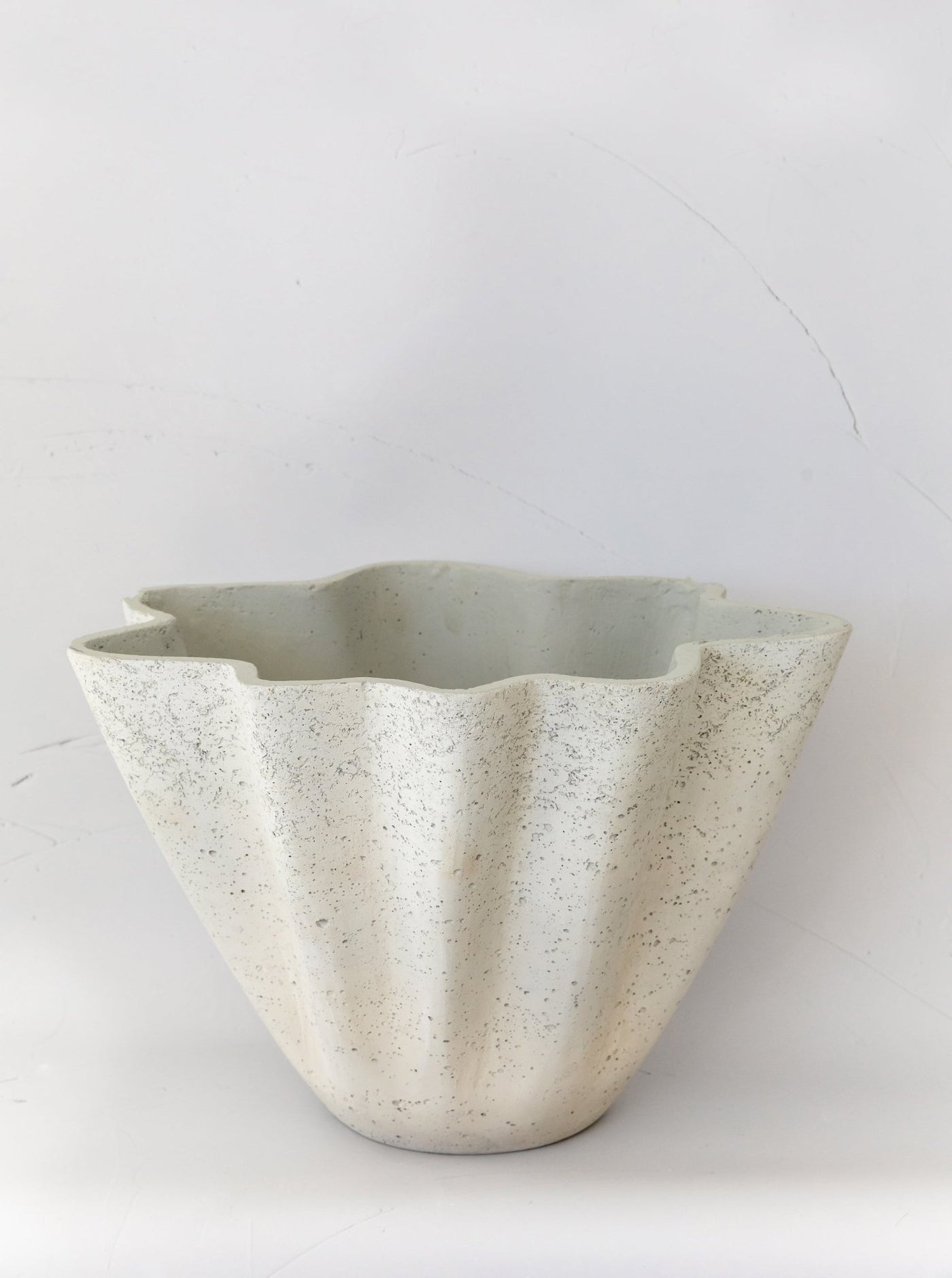 Wavy Planter – House of Jade Home
