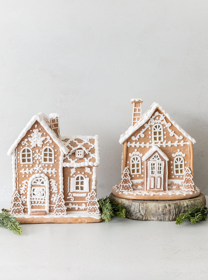 Lighted Gingerbread House