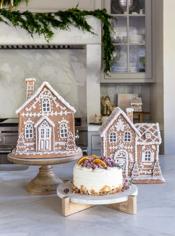 Lighted Gingerbread House